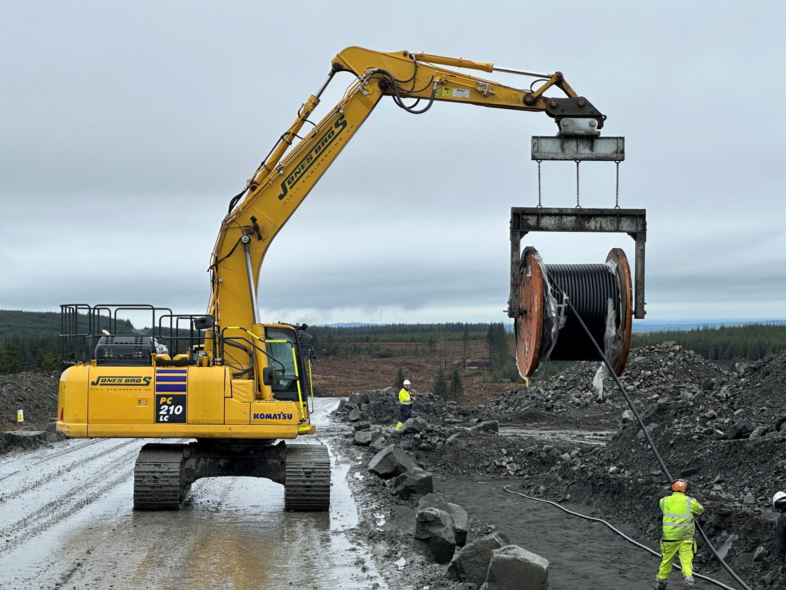 HV cable trenching and earthing installation for wind farm feeders